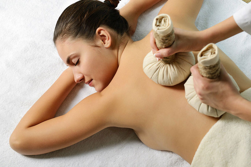 HERBAL HOT COMPRESS WITH OIL MASSAGE